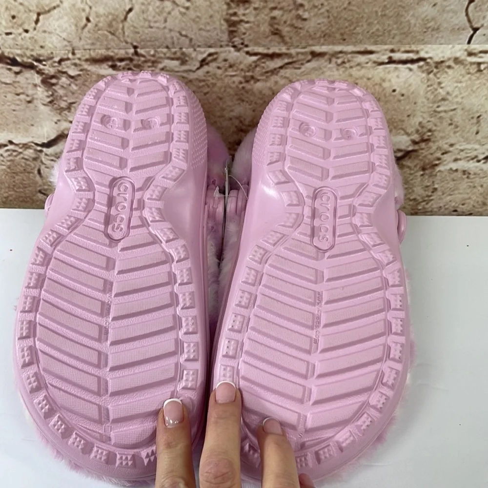 NWT Pink Tie Dye Fur Sure Classic Crocs - Picture 7 of 8